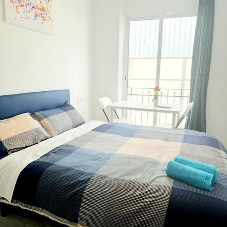 Apartamentos Aeropuerto Valencia Manises Exteriér fotografie